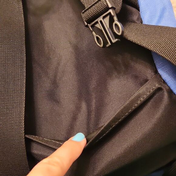 Eddie Bauer Small Blue & Black Hiking Backpack - Picture 8 of 8